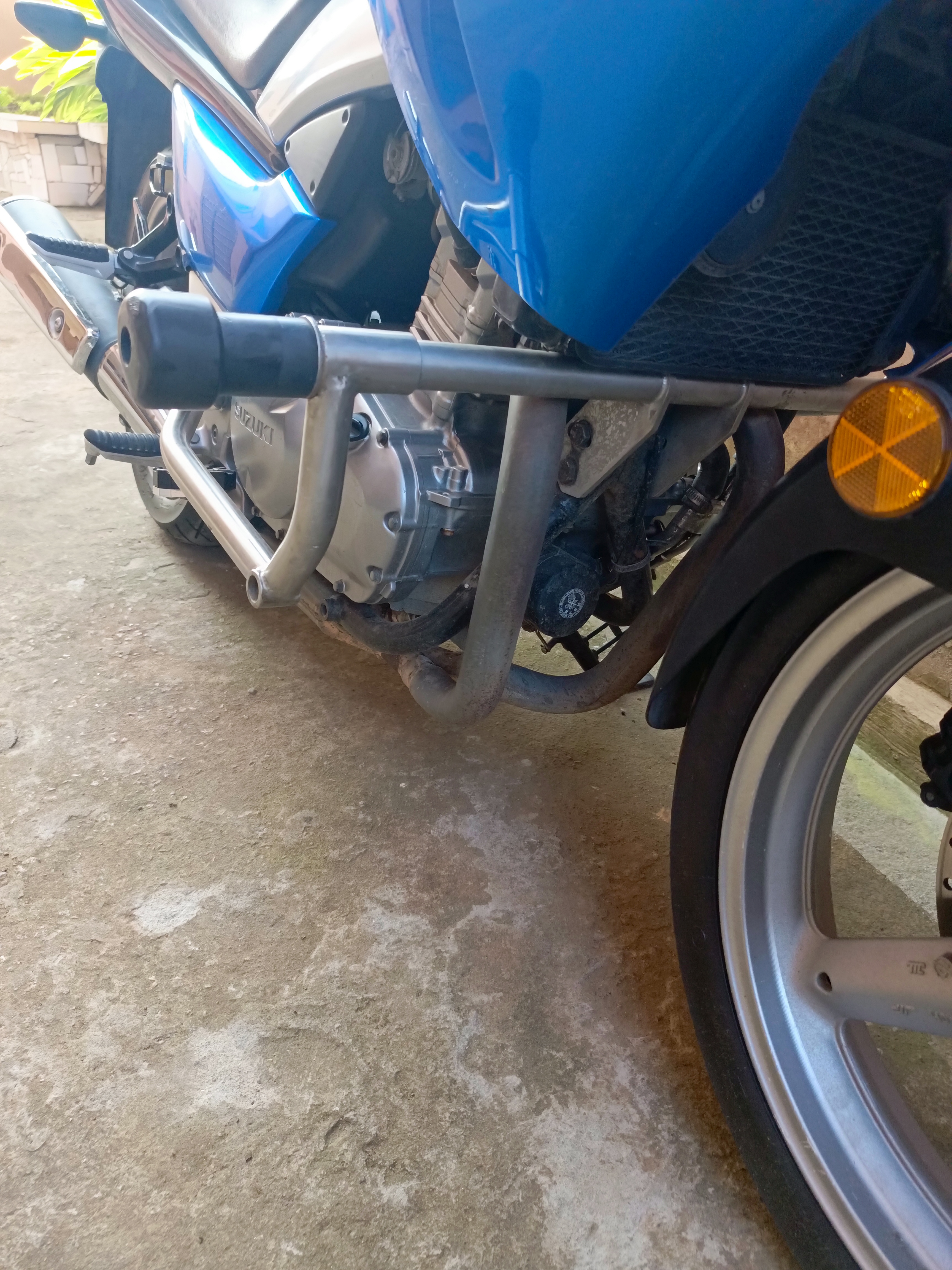 Suzuki GW250 250cc parallel twin engine motorcycle 